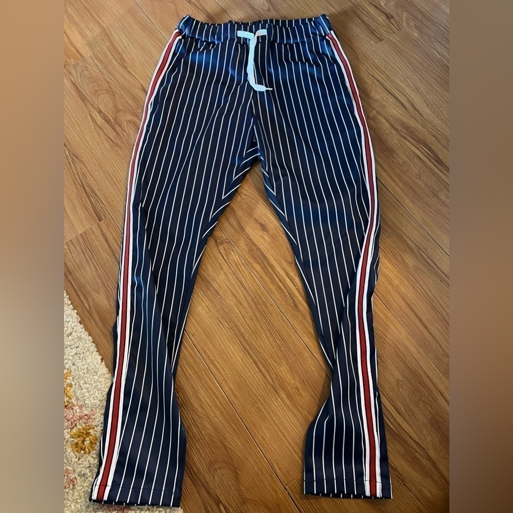 AMAZON Men's Striped Pants Small